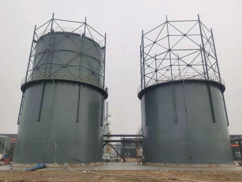 十堰伊克斯達(dá)1800方濕式氣柜